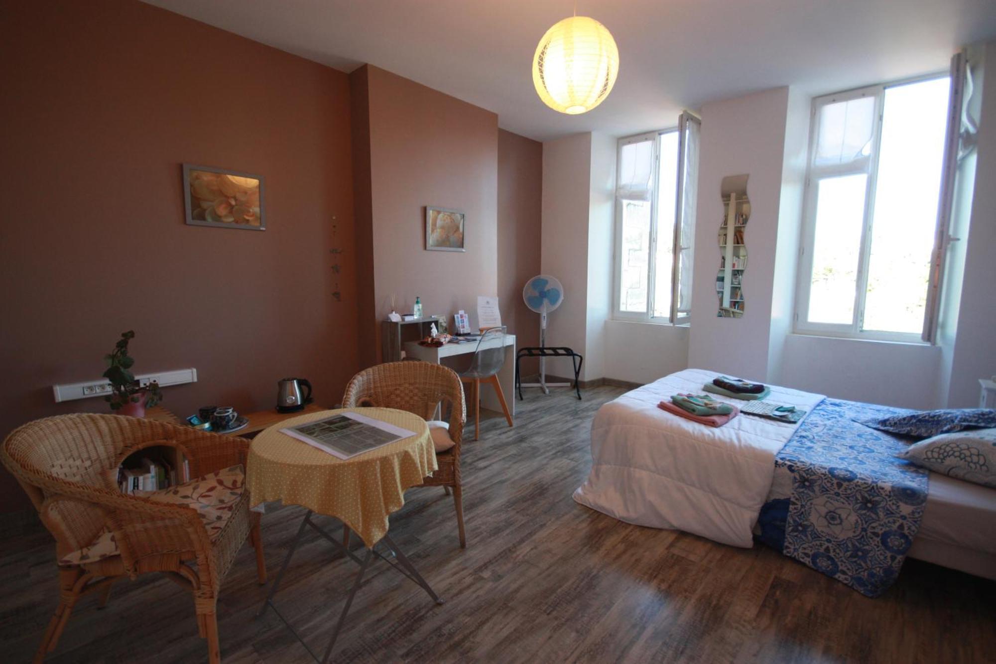 La Belle Etoile Bed & Breakfast Saintes Exterior photo